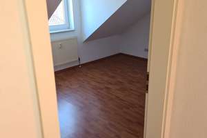 Helle 3-Zimmer Dachgeschosswohnung mit Balkon in Mainz-Ebersheim – Die vollständige Adresse der Immobilie erhältst du vom Anbieter., 55129 Ebersheim, Mainz – Vorschaubild 7