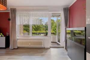 Modernisierte 2-Zimmer-Eigentumswohnung mit Balkon, Aufzug und Garage in Jenfeld – Die vollständige Adresse der Immobilie erhältst du vom Anbieter., 22043 Jenfeld, Hamburg – Vorschaubild 3
