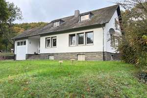 Sanierungsprojekt mit Eifel-Charme – Ihr Rohdiamant am Rursee – In der Bühl 17, 52396 Heimbach – Vorschaubild 2