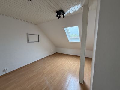 3-Zimmer Dachgeschosswohnung an der Fallersleberstraße