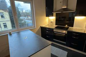 Helle 3-Zimmer Wohnung mit Balkon in Leverkusen – Oulustraße 19, 51375 Schlebusch, Leverkusen – Vorschaubild 1