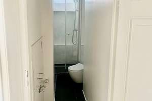 ***Top renoviert ! Großzügig geschnittener 2ZKB- Altbauflair in Biebrich*** – Bunsenstr. 1, 65187 Biebrich, Wiesbaden – Vorschaubild 8