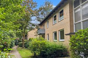 Ihr neues Zuhause in Volksdorf : großzügige 4,5-Zimmer-Eigentumswohnung mit Loggia und Balkon – Die vollständige Adresse der Immobilie erhältst du vom Anbieter., 22359 Volksdorf, Hamburg – Vorschaubild 2