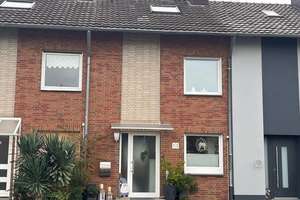 Komplett saniertes Einfamilienhaus mit Garten und Garage Wickrath Mitte – Die vollständige Adresse der Immobilie erhältst du vom Anbieter., 41189 Wickrath-Mitte, Mönchengladbach – Vorschaubild 2