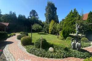 Mehrfamilienhaus in Travemünde. 200 m von der Trave entfernt. Gehobene Wohnlage. Inkl. Baugrundstück – Am Lotsenberg 11, 23570 Travemünde, Lübeck – Vorschaubild 3