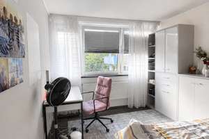 Lichtdurchflutete 3,5-Zimmer-Wohnung mit zwei Balkonen, Aufzug und Grünblick in Bochum-Steinkuhl – Markstraße 97, 44801 Querenburg, Bochum – Vorschaubild 17