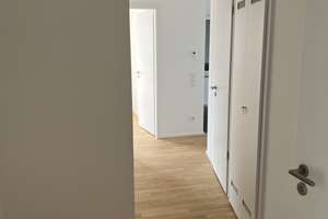 Erstbezug: 3-Zimmer-Wohnung inkl. EKB + TG Stellplatz +Balkon in Augsburg-Hochzoll Whg. 15 – Zugspitzstraße 5, 86163 Hochzoll-Nord, Augsburg – Vorschaubild 5