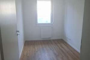 4,5 Zimmer in Heilbronn-Süd für Kleinfamilie/Paar – Hohenstaufenstraße 19, 74074 Heilbronn, Heilbronn – Vorschaubild 8