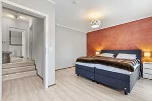 Raumwunder für Familien - Charmantes RMH in Split-Level-Architektur! – Karlsruhe (Kreis) – Vorschaubild 8