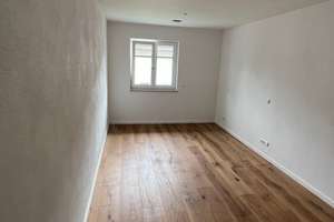 2 Zimmer Wohnung 1.OG mit Balkon – Die vollständige Adresse der Immobilie erhältst du vom Anbieter., 85551 Kirchheim bei München – Vorschaubild 17