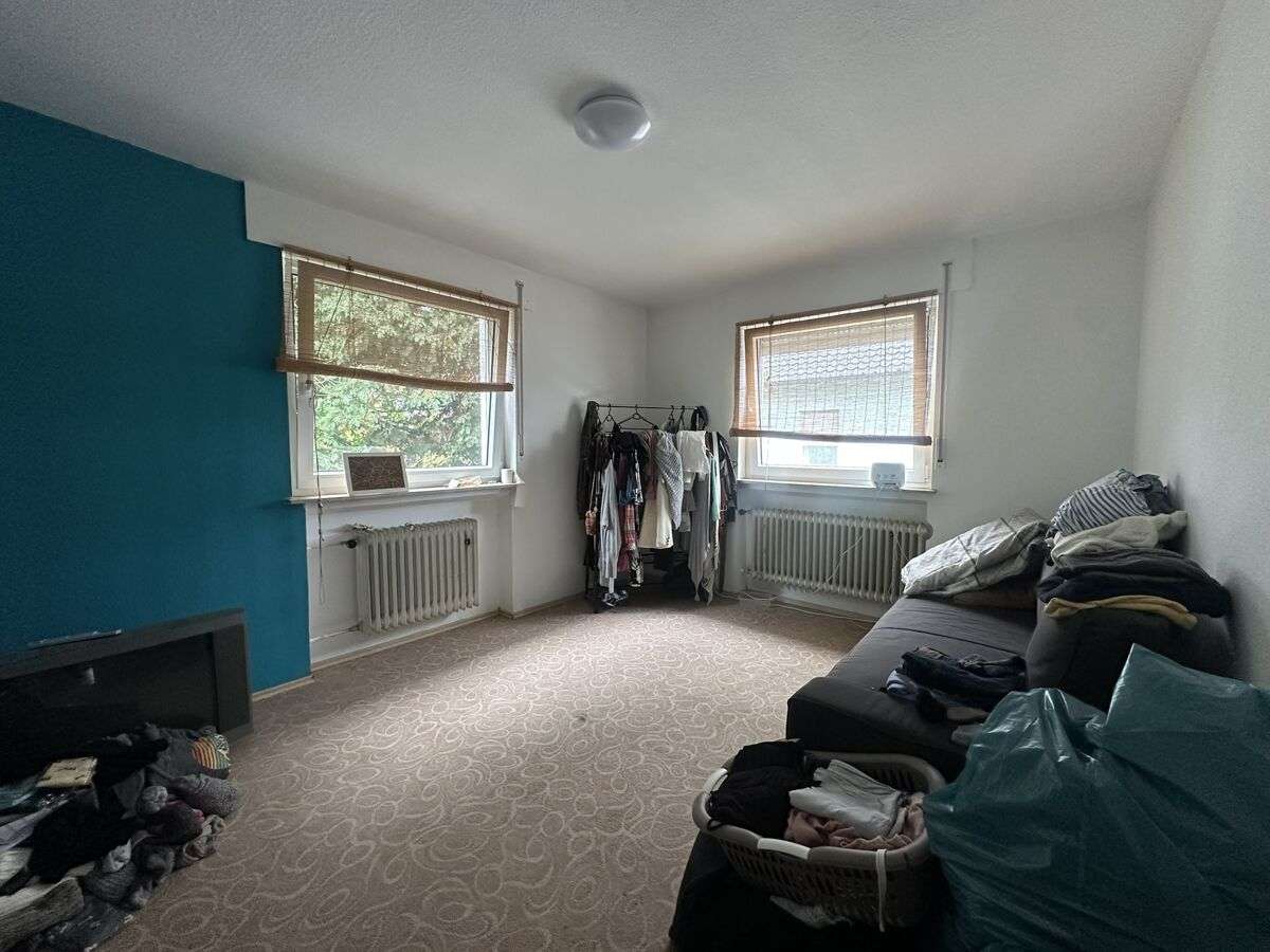 Immobilie in Kahl am Main - Großzügiges Einfamilienhaus auf weitläufigem Grundstück – Potenzial für weitere Bebauung - Bild 5