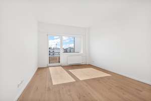 Stellplatz geschenkt! 5.OG mit Weitblick - frisch sanierte 3-Zimmerwohnung in Wilmersdorf! – Die vollständige Adresse der Immobilie erhältst du vom Anbieter., 10717 Wilmersdorf, Berlin – Vorschaubild 3