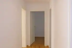 Stilvoll sanierte 3-Raum-Wohnung mit Balkon im charmanten Denkmalobjekt "Hoffmans Gärten" – Essener Straße 83, 4357 Leipzig – Vorschaubild 7