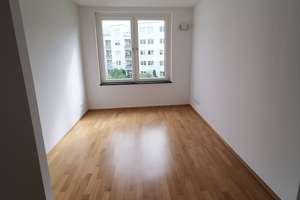 Attraktive 3-Zi-Wohnung mit Loggia in Obersendling! Ab 01.01.2026! – Carola-Neher-Str. 14, 81379 Thalkirchen, München – Vorschaubild 4