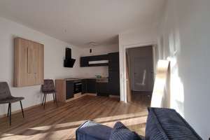 Möblierte 2-Zimmer-Wohnung mit 2 Balkonen & Garage – 40589 Holthausen, Düsseldorf – Vorschaubild 2