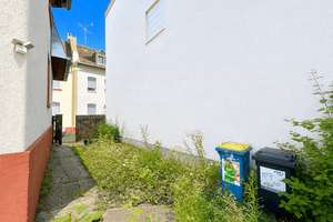 Charmante Doppelhaushälfte mit Potenzial – Ihr neues Zuhause in Frankfurt am Main – 65929 Unterliederbach, Frankfurt am Main – Vorschaubild 4