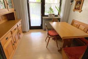 viel Platz für die ganze Familie – schönes großes Haus mit 2 Wohnungen, ruhige Lage im Grünen … – Die vollständige Adresse der Immobilie erhältst du vom Anbieter., 86872 Scherstetten – Vorschaubild 3