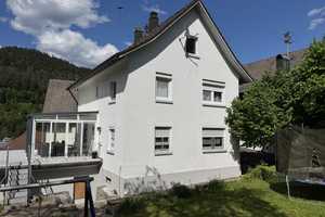 Einfamilienhaus mit 3 Garagen in ruhiger Wohnlage von Schiltach – Rottweil (Kreis) – Vorschaubild 1