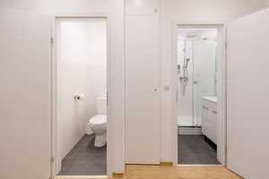 Stilvolle 3-Zimmer-Wohnung mit Balkon und EBK in Darmstadt – Hügelstraße 81, 64283 Darmstadt – Vorschaubild 2
