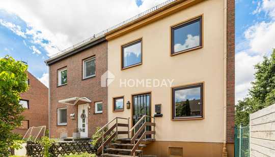 Bild von Solides Zuhause mit 5 Zimmern, Balkon, Garage, Garten und Südwestterrasse
