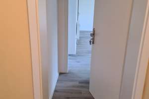 ZOO-VIERTEL; SCHÖNE und HELLE 2-Zimmer-DG.-Wohnung mit Dachterrasse – Hindenburgstraße 1, 42117 Elberfeld West, Wuppertal – Vorschaubild 11