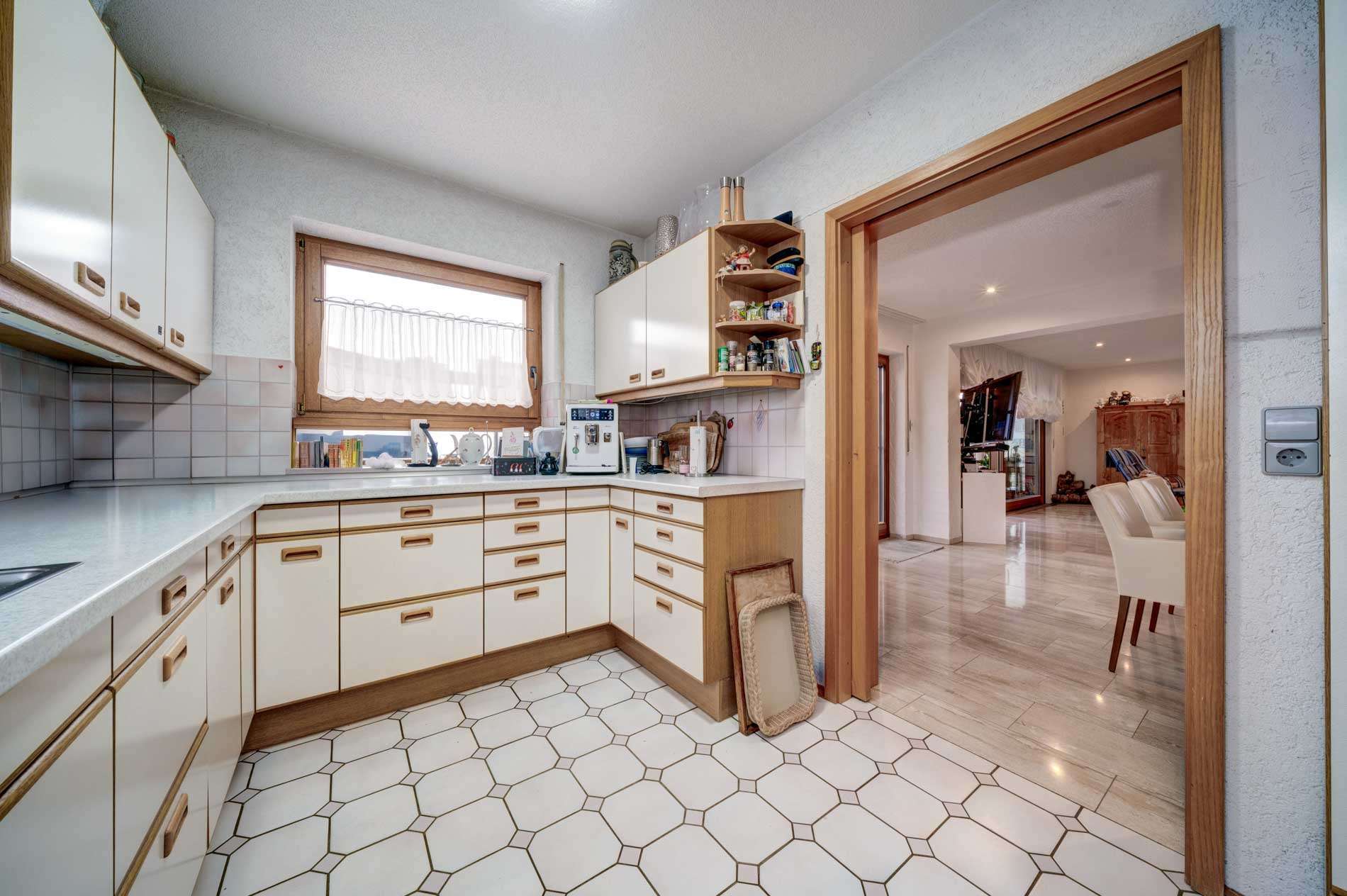 Immobilie in Salem - Attraktives 3-Familienhaus (Mehrgenerationenhaus) mit großer Hauptwohnung in ruhiger Lage von Beuren - Bild 25