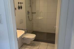 Zentralgelegene 2 Zimmer Wohnung in S-Weilimdorf, 70m bis zur U6, befristet auf 2 Jahre – Köstlinstraße 8, 70499 Weilimdorf (Ortsteil), Stuttgart – Vorschaubild 3