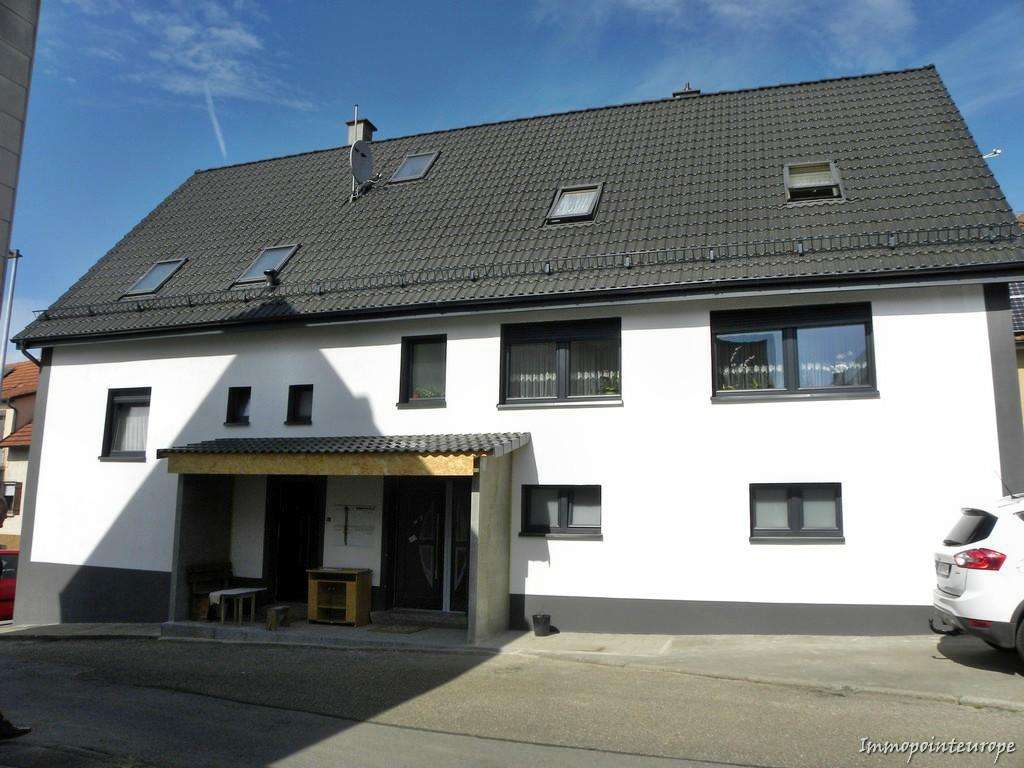 Immobilie in Althengstett - Attraktives Mehrfamilienhaus mit 4 Wohneinheiten zentral in Althengestett gelegen - Bild 0