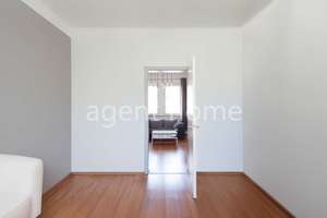 Modernisiertes Dreiparteienhaus in Zuffenhausen – Die vollständige Adresse der Immobilie erhältst du vom Anbieter., 70435 Zuffenhausen-Mitte, Stuttgart – Vorschaubild 48