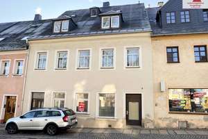 Reihenmittelhaus in zentraler Lage von Schlettau im Erzgebirge - Als Einfamilienhaus mit Gewerbe. – Die vollständige Adresse der Immobilie erhältst du vom Anbieter., 9487 Schlettau – Vorschaubild 2