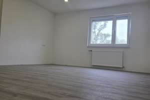 Kernsanierte 4-Zimmer-Wohnung – Die vollständige Adresse der Immobilie erhältst du vom Anbieter., 71229 Leonberg – Vorschaubild 4