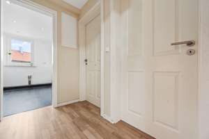 Modernisiertes Ein-/Zweifamilienhaus mit Einliegerwohnung, Wintergarten und Garage – Die vollständige Adresse der Immobilie erhältst du vom Anbieter., 72768 Degerschlacht, Reutlingen – Vorschaubild 14