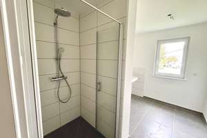 Wunderschöne, hochwertige 4 Zimmer Wohnung mit Traumblick ins Grüne – Die vollständige Adresse der Immobilie erhältst du vom Anbieter., 42119 Elberfeld, Wuppertal – Vorschaubild 15