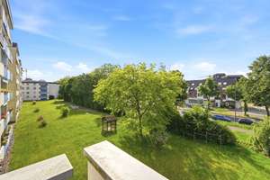 Kapitalanleger oder Eigennutzer - Eigentumswohnung mit Balkon und Blick ins Grüne in Köln-Merheim – Die vollständige Adresse der Immobilie erhältst du vom Anbieter., 51109 Merheim, Köln – Vorschaubild 2