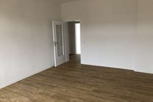 Frisch renovierte 4-Raumwohnung mit Balkon zu vermieten - auf Wunsch mit neuer Einbauküche! – zöllnerplatz 24, 9113 Schloßchemnitz, Chemnitz – Vorschaubild 18
