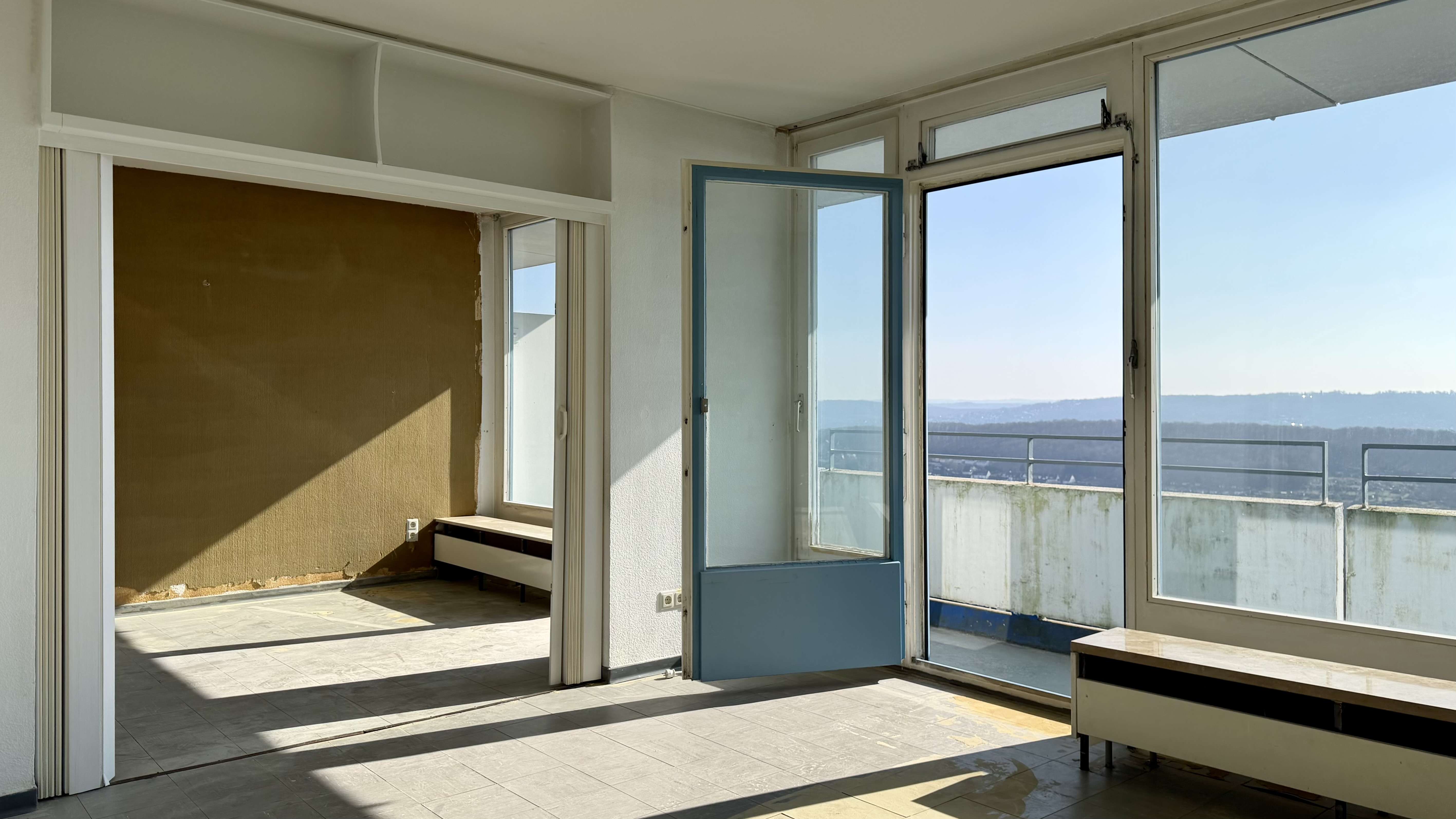 Helle 2-Zimmer-Wohnung mit Fernblick in beliebter Gegend zu verkaufen, Wuppertal – Bild 1