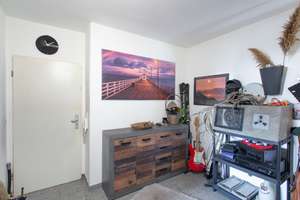 Blömker! Gemütliche 3,5-Raum Hochparterrewohnung mit Garage in Kirchhellen- Dach ist frisch saniert! – Die vollständige Adresse der Immobilie erhältst du vom Anbieter., 46244 Kirchhellen-Mitte, Bottrop – Vorschaubild 5
