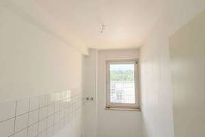 Frisch renovierte Wohnung mit Balkon am Innenhafen – Falkstraße 97, 47058 Duissern, Duisburg – Vorschaubild 4