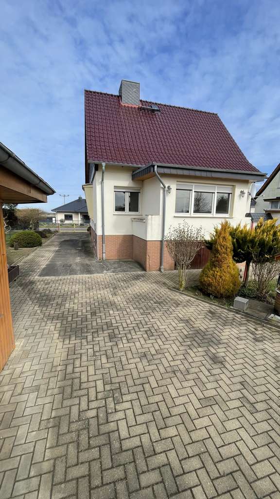 Immobilie in Börde-Hakel - freistehendes Wohnhaus  - Bild 1