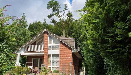 Bild von *Mehrgenerationenhaus oder Kapitalanlage* 4 Einheiten auf großzügigem Grundstück in Meiendorf