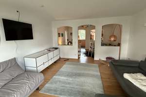 Lichtdurchflutete 2,5-Zimmer-Wohnung mit zwei Terrassen und zwei Gärten in ruhiger Lage von Mannheim – Die vollständige Adresse der Immobilie erhältst du vom Anbieter., 68259 Feudenheim, Mannheim – Vorschaubild 1