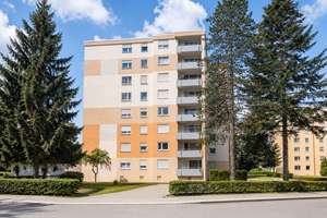 Vermietete 2-Zimmer-Wohnung mit Weitblick, Aufzug und Balkon - Kapitalanlage in Traunreut – Die vollständige Adresse der Immobilie erhältst du vom Anbieter., 83301 Traunreut – Vorschaubild 11