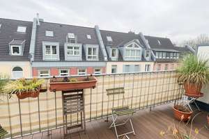Zentral. Charmant. Pempelfort. Dachgeschoss-Wohnung 51m² 2 Zimmer Küche Wannenbad 2 X Terrasse – Die vollständige Adresse der Immobilie erhältst du vom Anbieter., 40479 Pempelfort, Düsseldorf – Vorschaubild 4