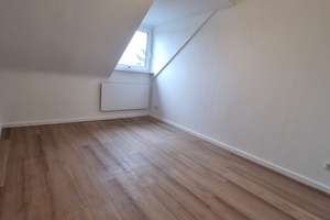 Top sanierte DG-Wohnung im Herzen der Stadt – ab sofort verfügbar – Philadelphiastr. 64-66, 47799 Cracau, Krefeld – Vorschaubild 6