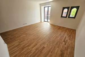 Charmant wohnen im Denkmal: 2 Zimmer, Balkon, Parkett, Bad mit Dusche, Fußbodenheizung, HWR & SP – Alte Diamant Brauerei 4, 39124 Neue Neustadt, Magdeburg – Vorschaubild 5