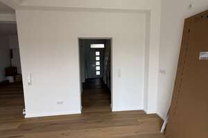 Beethovenstraße 4, 47829 Krefeld – Die vollständige Adresse der Immobilie erhältst du vom Anbieter., 47829 Uerdingen, Krefeld – Vorschaubild 8