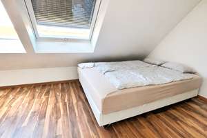 Exklusive 4-Zi.-Maisonette mit Loggia, 2 Bädern, Aufzug & Tiefgarage – 65934 Nied, Frankfurt am Main – Vorschaubild 17