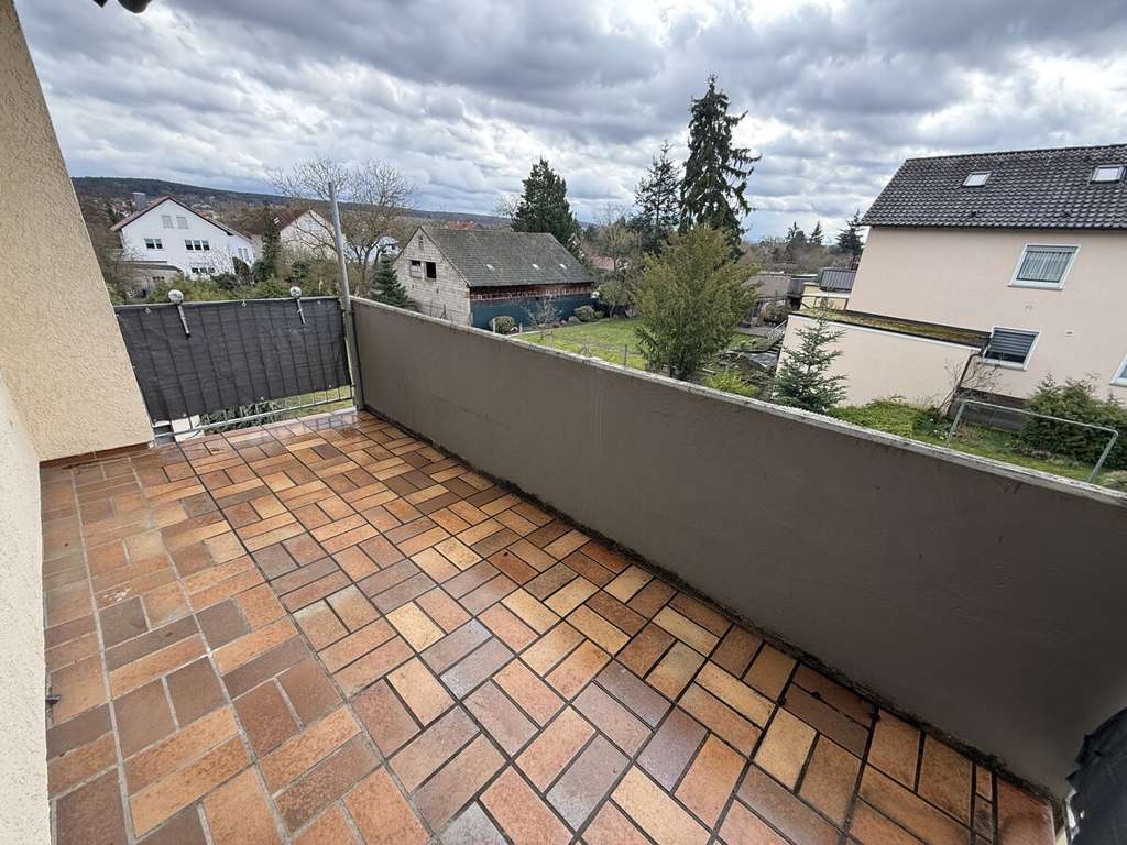 Immobilie in Niedernberg - Attraktive 4 Zimmer Wohnung mit Balkon am See - Bild 2