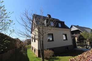 Freistehendes Einfamilienhaus mit Motorradgarage und Garten in ruhiger Siedlungslage – Mittelsachsen (Kreis) – Vorschaubild 1