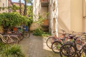 Diskrete Eleganz im Denkmal-Ensemble: Ihr privates Refugium mit exklusivem Liftlanding – Die vollständige Adresse der Immobilie erhältst du vom Anbieter., 10405 Prenzlauer Berg, Berlin – Vorschaubild 9